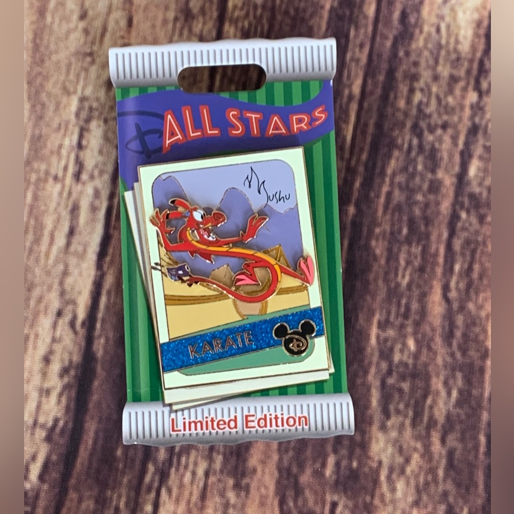 NEW/SEALED Disney 2020 Karate MUSHU Limited Edition All Stars Pin